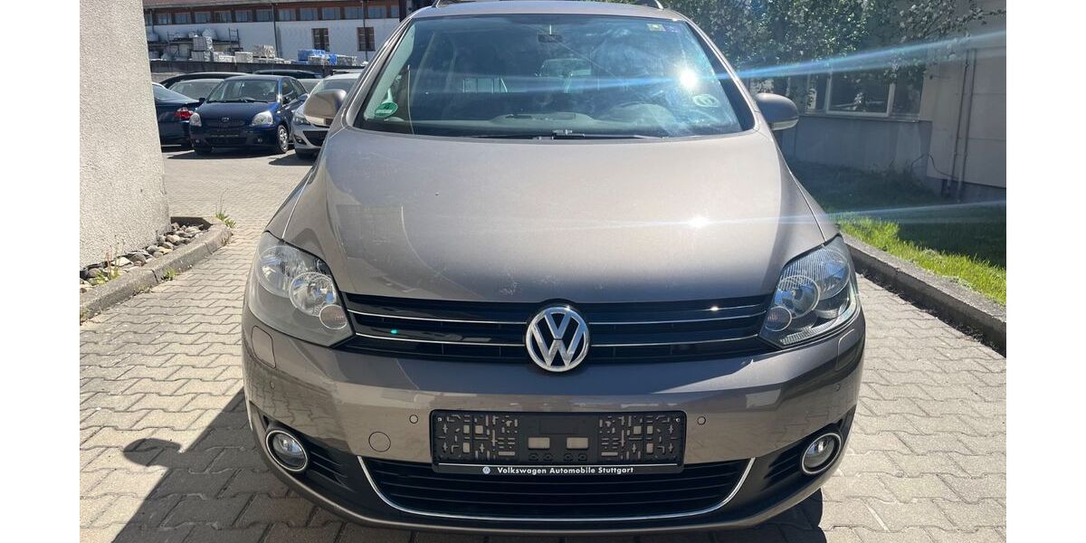 VW Golf 78.000 km 9.200 &euro; Holzgerlingen 71088