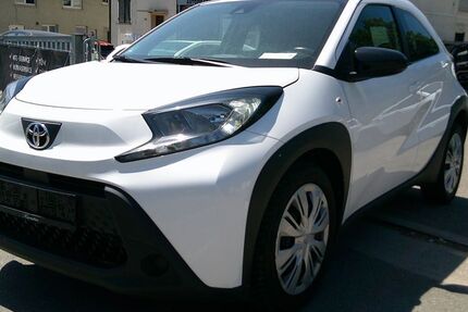 Toyota Aygo (X) 137.000 km 11.560 &euro; Sindelfingen 71065