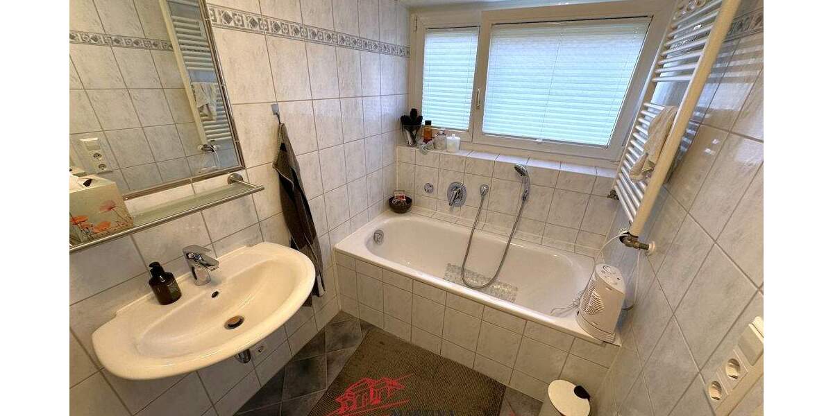 Mehrfamilienhaus, Wohnhaus Ebersbach an der Fils / Sulpach Sulpach - 9 Zimmer, 219 m&sup2;, 690.000&euro; | Angebot:23962061