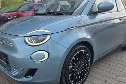 Fiat 500e 37.320 km 17.900 &euro; Böblingen 71034