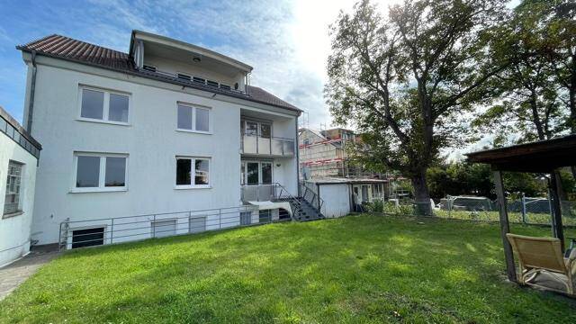 Etagenwohnung Böblingen - 3 Zimmer, 103 m&sup2;, 2.300&euro; | Angebot:26472845