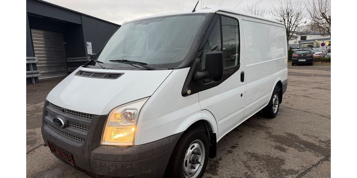 Ford Transit 136.000 km 6.797 &euro; Asperg 71679