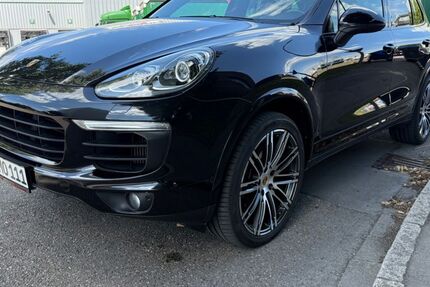 Porsche Cayenne 215.250 km 26.200 &euro; Waiblingen 71332