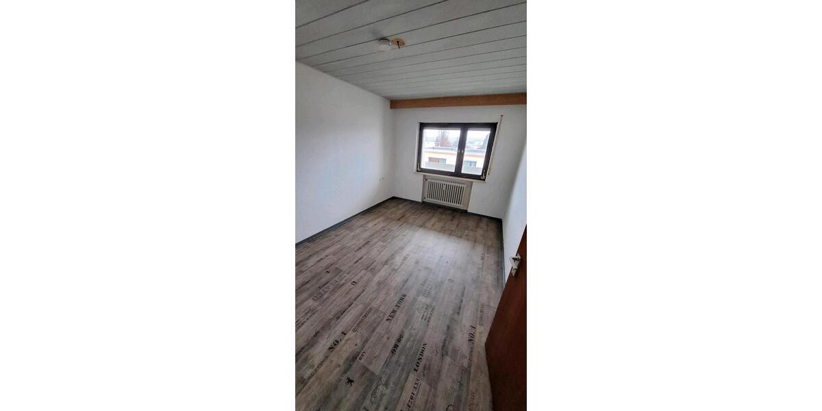 Etagenwohnung Vaihingen an der Enz - 2 Zimmer, 50 m&sup2;, 550&euro; | Angebot:25163251