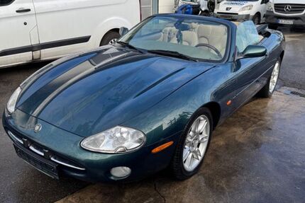 Jaguar XK8 63.030 km 22.222 &euro; Ludwigsburg 71642