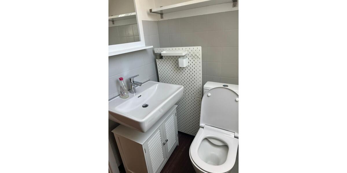 Dachgeschoßwohnung Filderstadt - 2 Zimmer, 50 m&sup2;, 950&euro; | Angebot:26325806