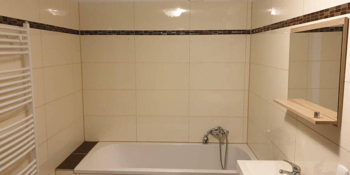 Etagenwohnung Esslingen am Neckar St Bernhardt - 3 Zimmer, 75 m&sup2;, 340.000&euro; | Angebot:26200172