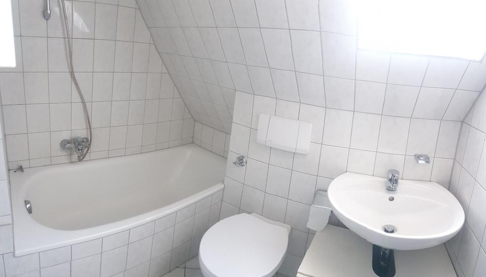 Dachgeschoßwohnung Stuttgart Stuttgart-Ost - 2 Zimmer, 35 m&sup2;, 650&euro; | Angebot:25163231