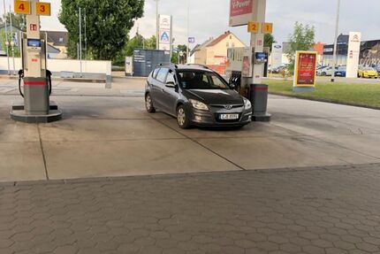 Hyundai i30 101.000 km 2.999 &euro; Hirschfeld 08144