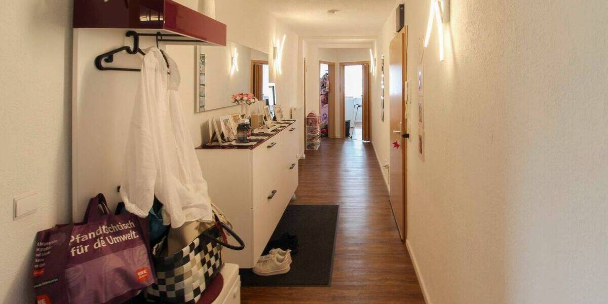 Etagenwohnung Stuttgart Feuerbach - 3 Zimmer, 89 m&sup2;, 299.000&euro; | Angebot:26807265