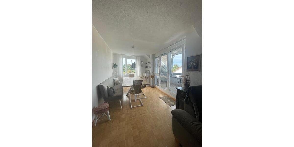 Dachgeschoßwohnung Renningen - 3.5 Zimmer, 75 m&sup2;, 390.000&euro; | Angebot:25644989