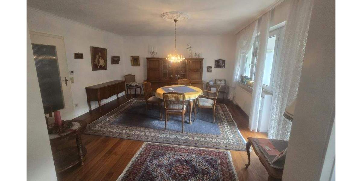 Etagenwohnung Stuttgart Ost - 3 Zimmer, 84 m&sup2;, 395.000&euro; | Angebot:25110619