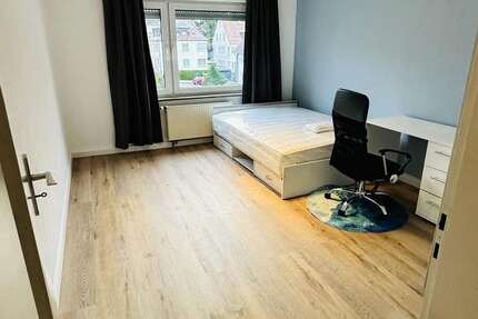 Zimmer Stuttgart Bad Cannstatt - 560&euro; | Angebot:26884467
