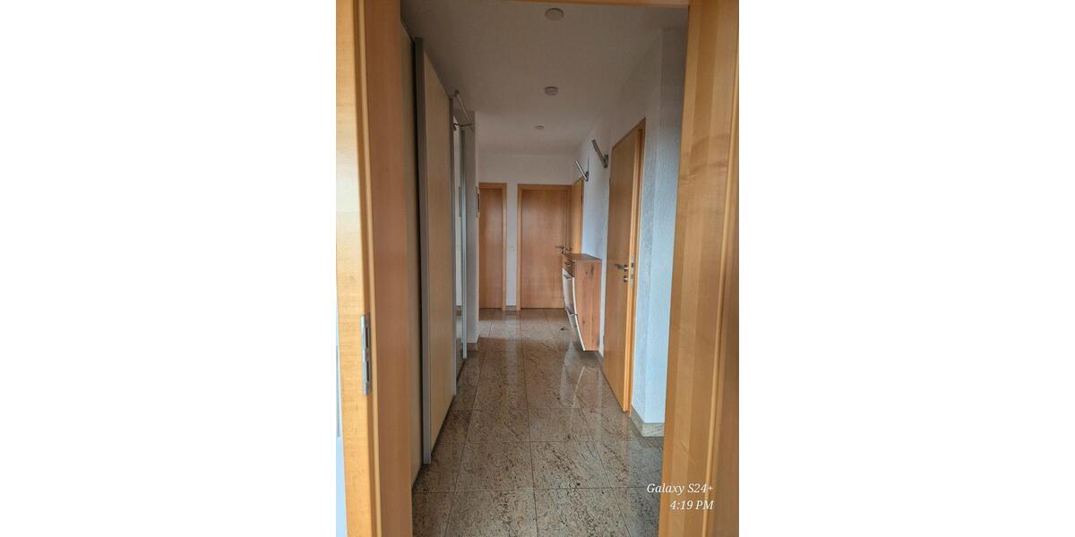 Etagenwohnung Freiberg am Neckar - 4.5 Zimmer, 94 m&sup2;, 350.000&euro; | Angebot:26817820