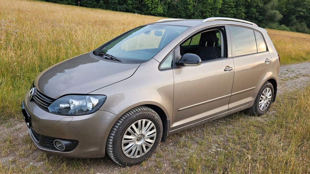 VW Golf Plus 81.500 km 8.500 &euro; Stuttgart 70569
