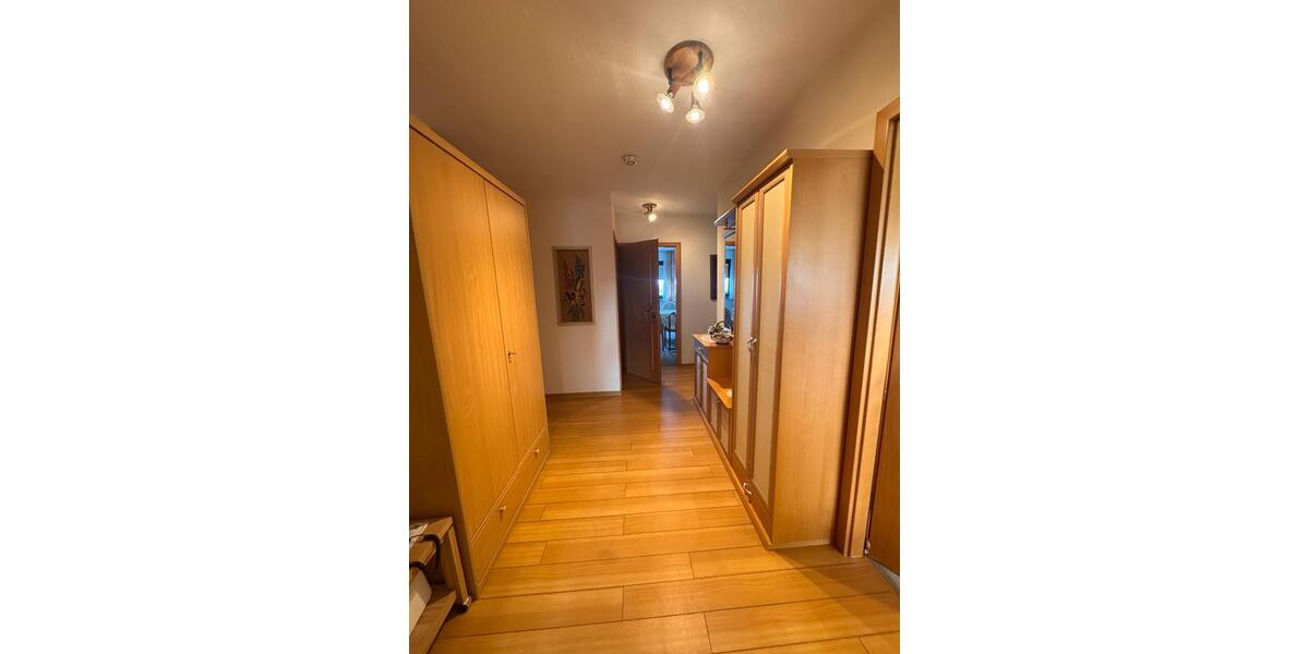 Etagenwohnung Ludwigsburg Eglosheim - 3 Zimmer, 87 m&sup2;, 1.450&euro; | Angebot:26255028
