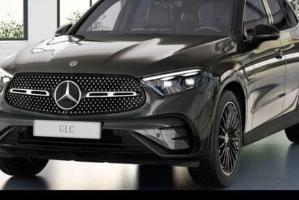 Mercedes-Benz GLC 300 9.900 km 67.490 &euro; Stuttgart 70372