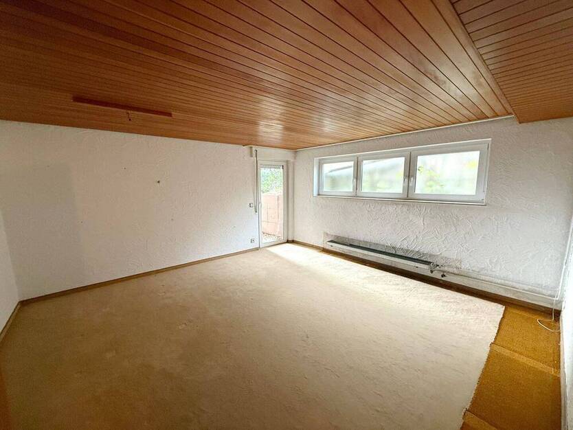 Außergewöhnliches Einfamilienhaus mit EinliegerWohnung in Remshalden zu verkaufen!