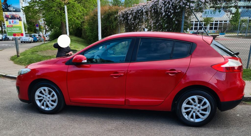 Renault Megane 214.000 km 6.099 € Esslingen am Neckar - Zell 73730