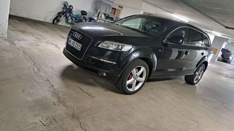 Q7