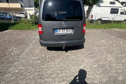 VW Caddy 198.000 km 7.900 &euro; esslingen 73728