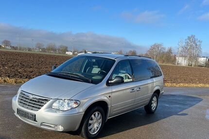 Chrysler Voyager 104.000 km 7.499 &euro; Korntal-Münchingen 70825