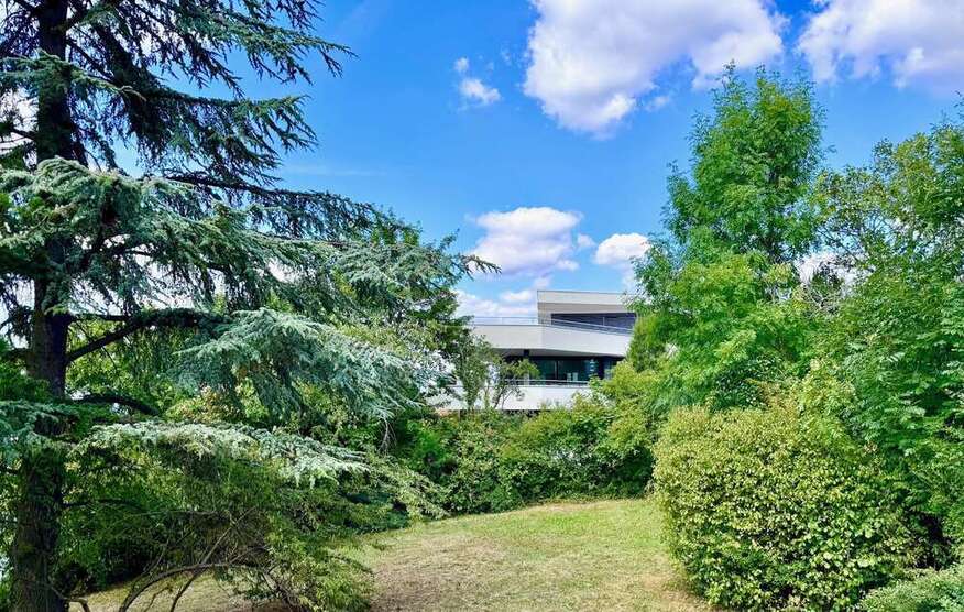 Wohnung zum Kaufen in Stuttgart 698.000 € 199.4 m²