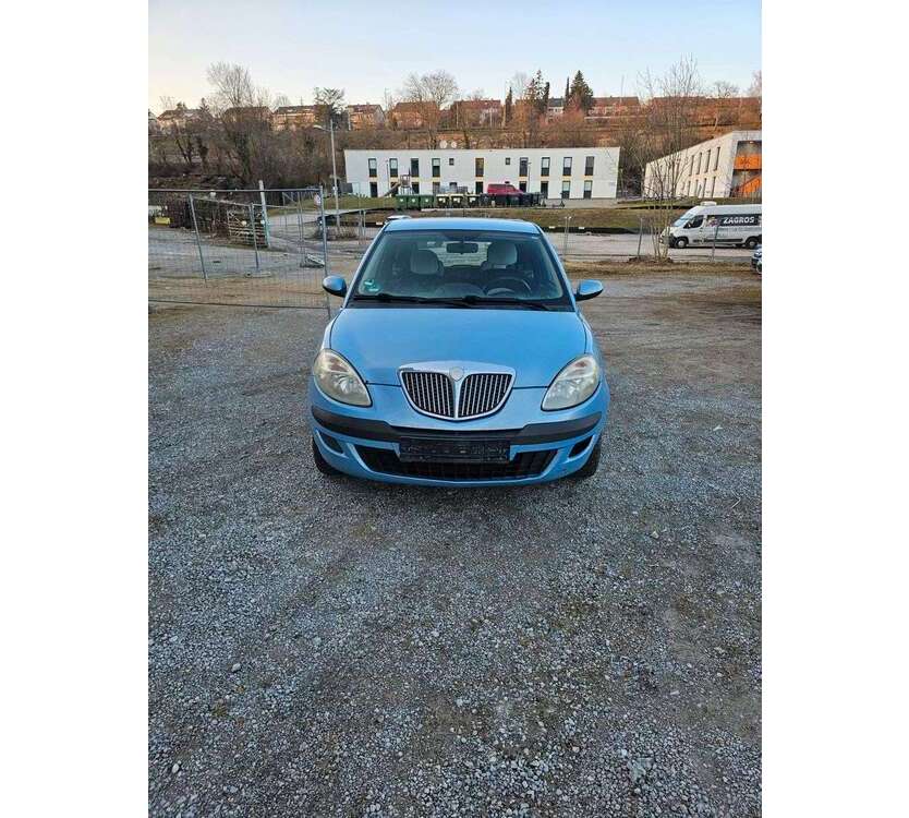 Ypsilon