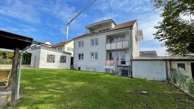 Etagenwohnung Böblingen - 3 Zimmer, 103 m&sup2;, 2.300&euro; | Angebot:26472845