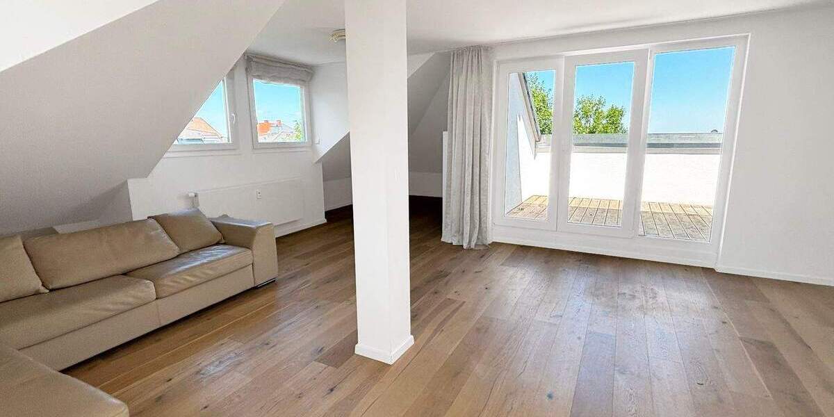 Tolle Dachgeschoss-Maisonette-Wohnung in Aussichtslage 3 zimmer