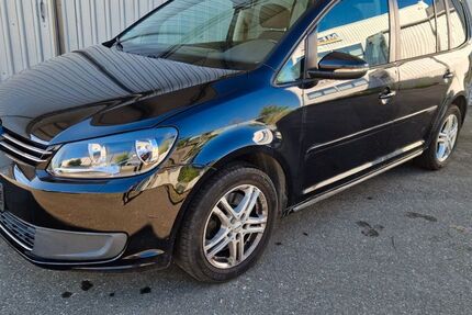 VW Touran 256.000 km 5.789 &euro; Schlierbach 73278
