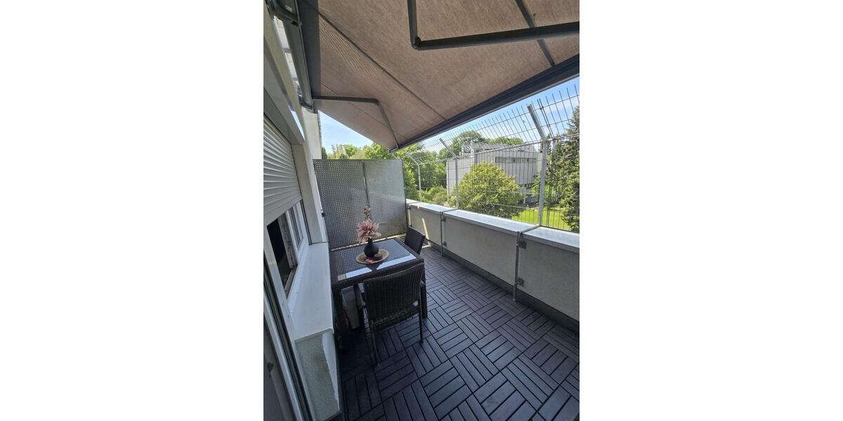 Dachgeschoßwohnung Waiblingen - 2.5 Zimmer, 55 m&sup2;, 245.000&euro; | Angebot:26804415