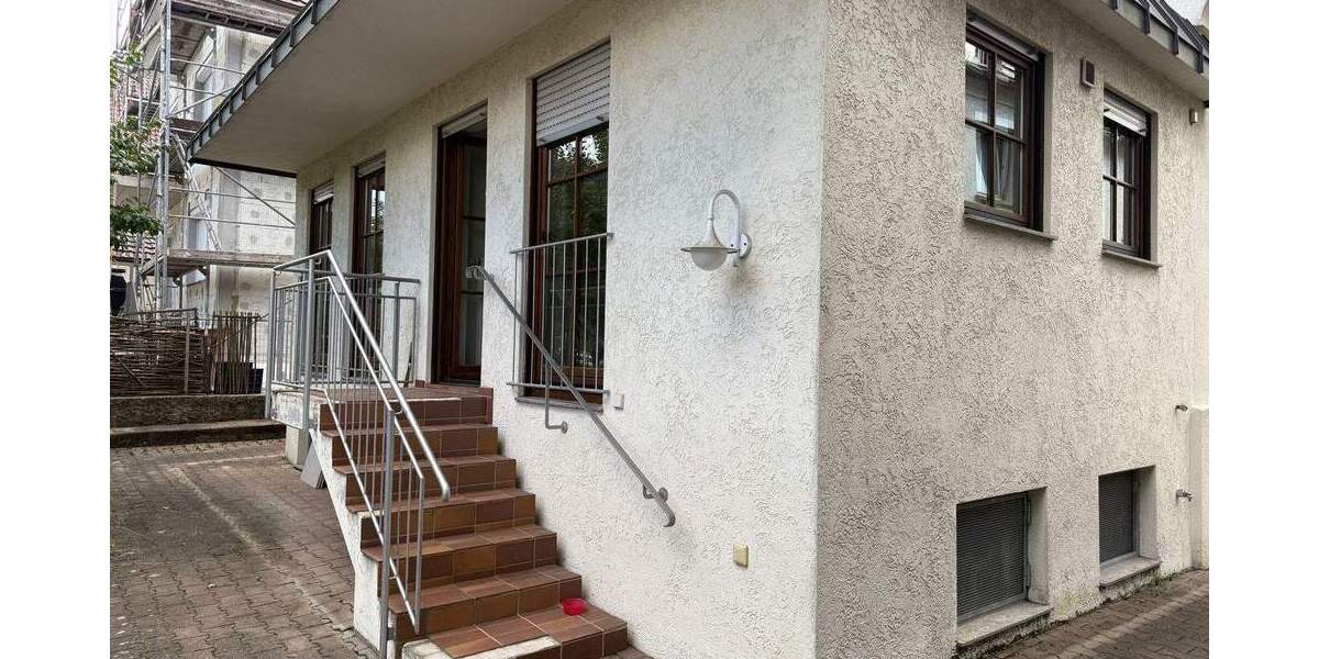 Mehrfamilienhaus, Wohnhaus Stuttgart Stammheim - 7 Zimmer, 135 m&sup2;, 585.000&euro; | Angebot:24547294