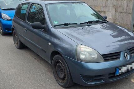 Renault Clio 109.000 km 900 &euro; Stuttgart 70597