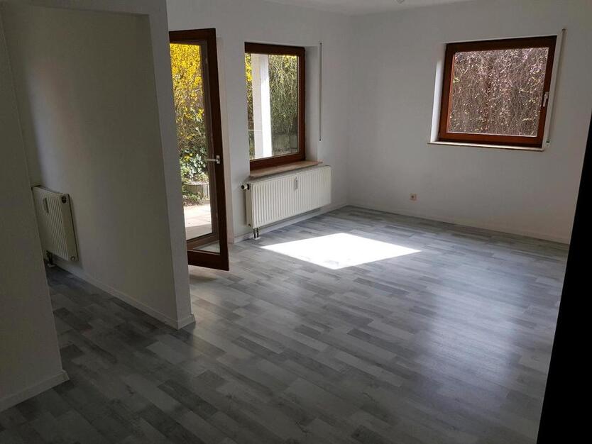1,5 Zimmer EG Wohnung Erdgeschoss Terrasse EBK Tiefgarage Keller