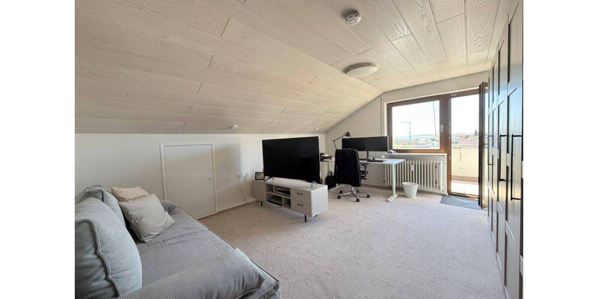 TRIO! Dreifamilienhaus in Markgröningen 1 zimmer