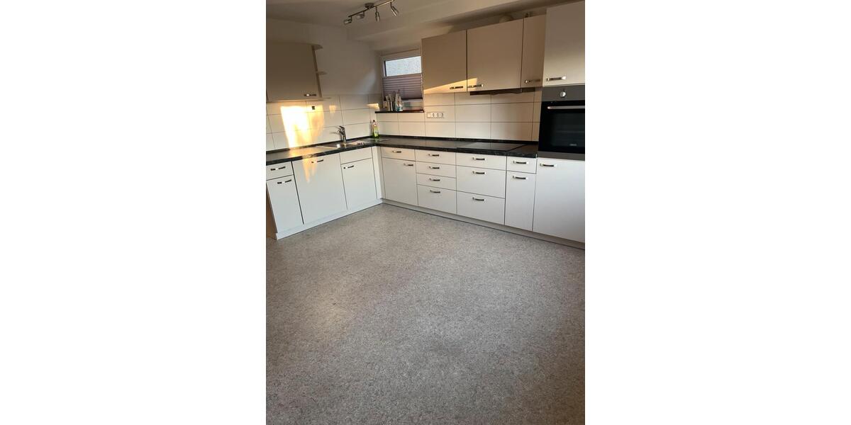 Erdgeschoßwohnung Tübingen - 3 Zimmer, 76 m&sup2;, 1.150&euro; | Angebot:25269536