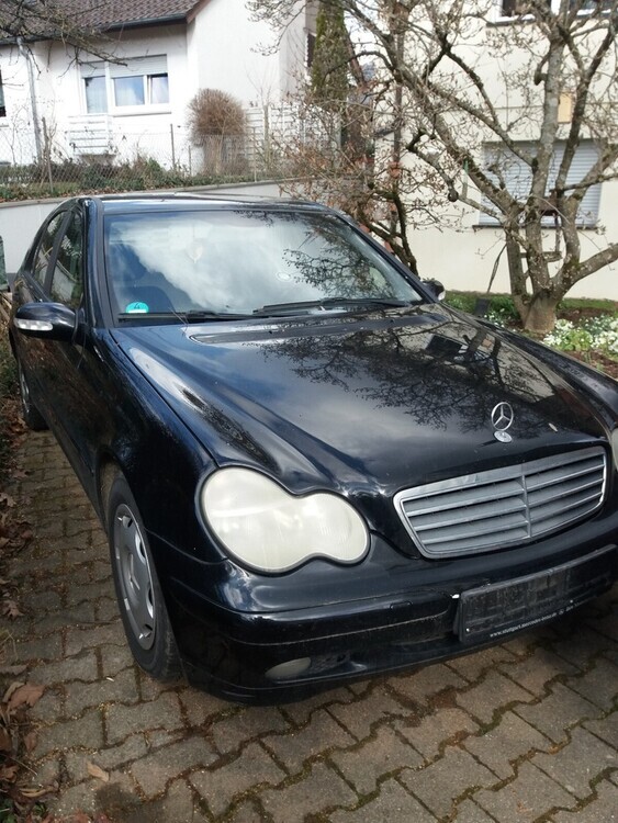Mercedes-Benz C 180 200.000 km 1.999 € Besigheim 74354