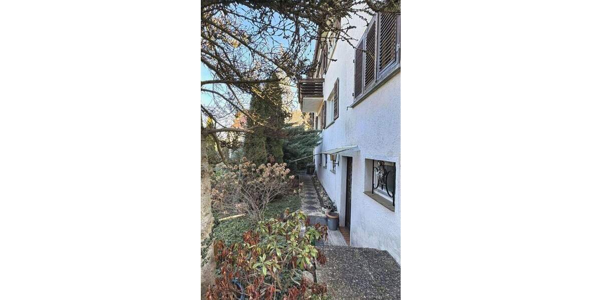 Mehrfamilienhaus, Wohnhaus Stuttgart Kaltental - 8 Zimmer, 200 m&sup2;, 798.000&euro; | Angebot:25662283
