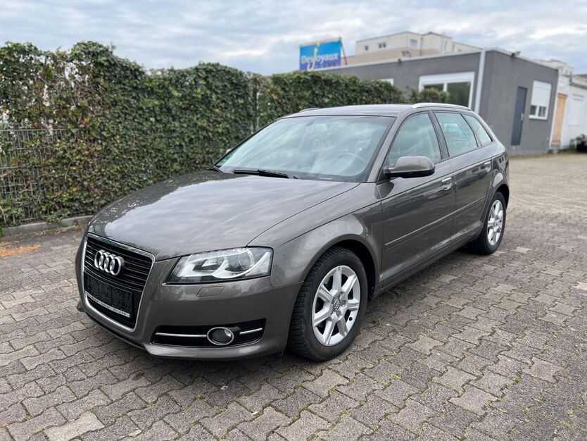 Audi A3 196.000 km 8.800 € Sindelfingen 71065