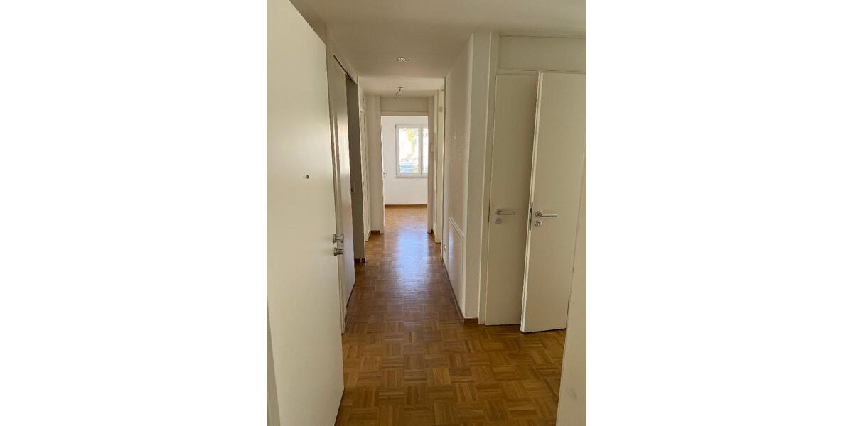 Etagenwohnung Esslingen am Neckar Hegensberg - 3 Zimmer, 70 m&sup2;, 790&euro; | Angebot:26235879