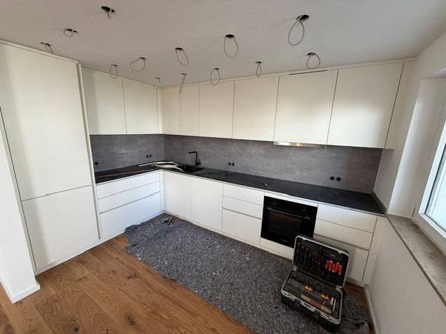 Etagenwohnung Böblingen - 3 Zimmer, 80 m&sup2;, 1.750&euro; | Angebot:26247561