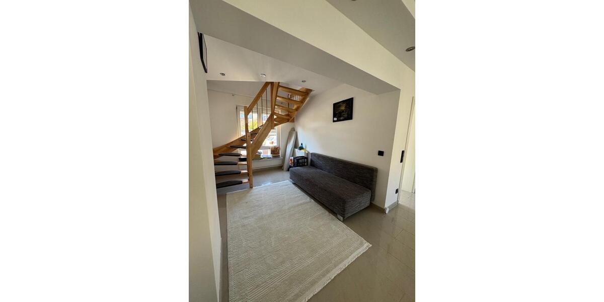 Doppelhaushälfte Ostfildern - 6 Zimmer, 147 m&sup2;, 2.790&euro; | Angebot:26122487