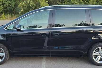 VW Sharan 117.800 km 28.900 &euro; Sindelfingen 71065