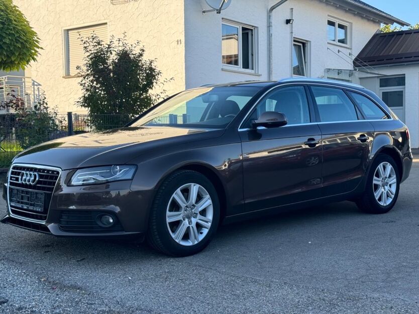 Audi A4 150.522 km 11.490 € Walddorfhäslach 72141