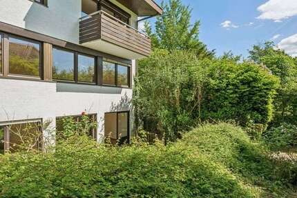 Haus zum Kaufen in Stuttgart 1.090.000 € 193.01 m²