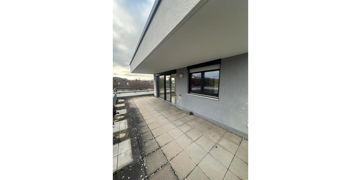 Einfamilienhaus Nürtingen - 4 Zimmer, 115 m&sup2;, 1.400&euro; | Angebot:25307038