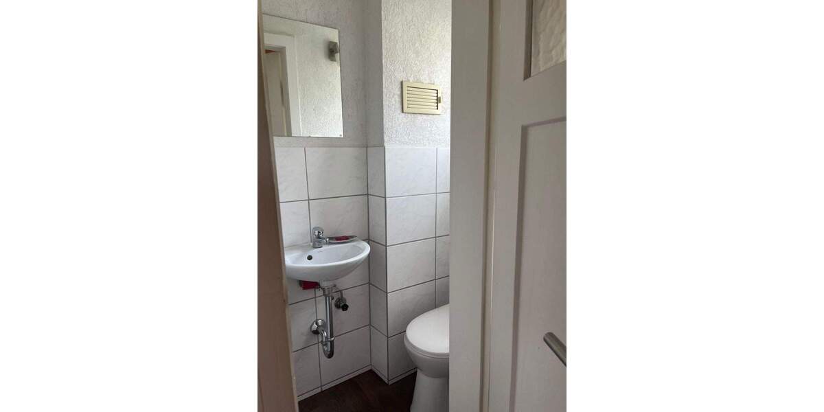 Einfamilienhaus Nürtingen Zizishausen - 7 Zimmer, 104 m&sup2;, 555.000&euro; | Angebot:26142650