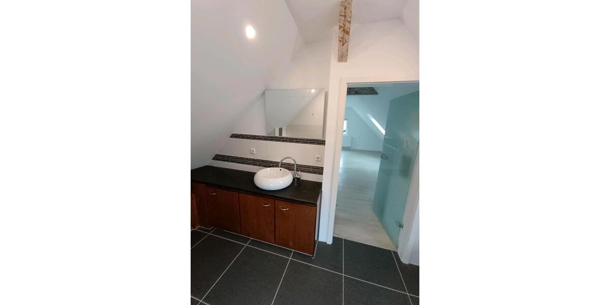 Maisonettenwohnung Esslingen am Neckar Brühl - 3 Zimmer, 106 m&sup2;, 1.350&euro; | Angebot:24661579