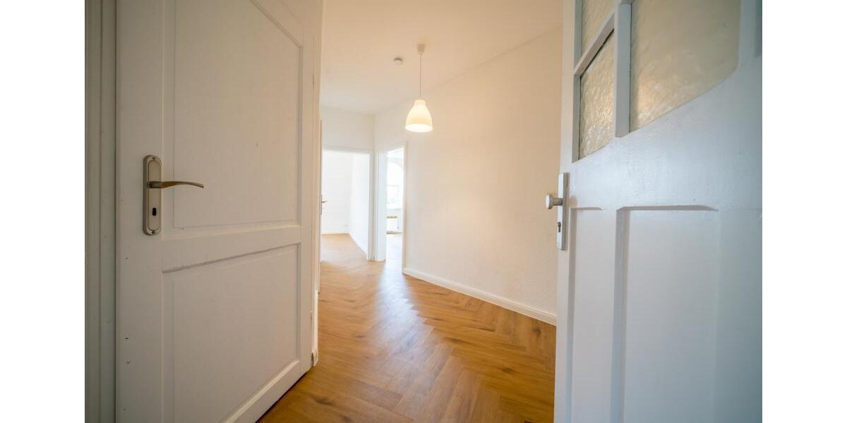 Renoviert, vermietet, provisionsfrei – Kapitalanlage ohne Aufwand 2.5 zimmer